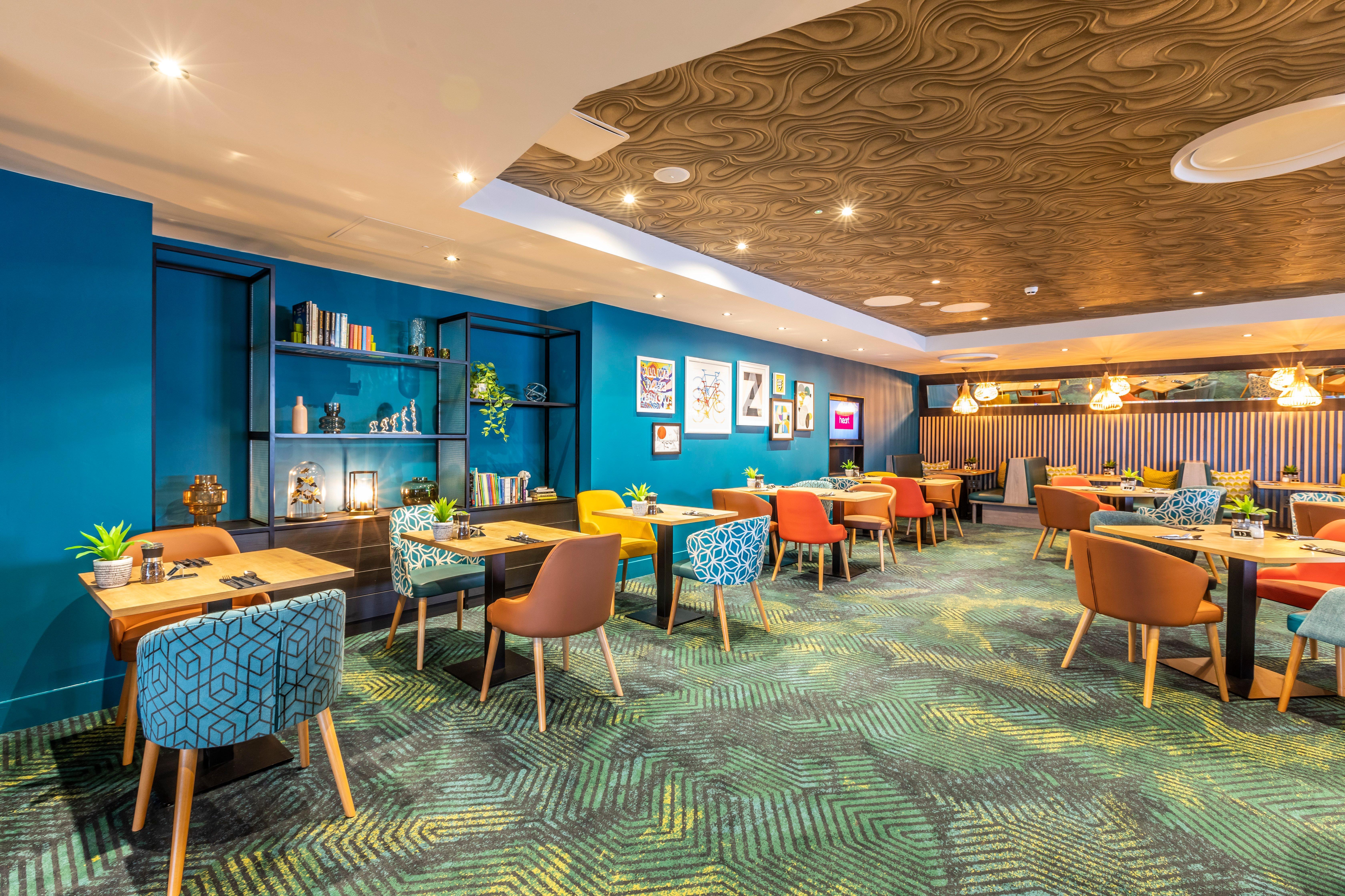 Hotel By Ihg